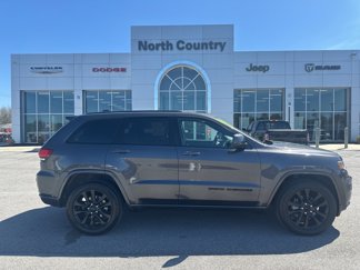 Used 2019 Jeep Grand Cherokee Altitude image 1