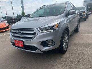 Used 2017 Ford Escape Titanium image 1
