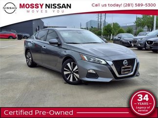 Certified 2022 Nissan Altima 2.5 SV image 1
