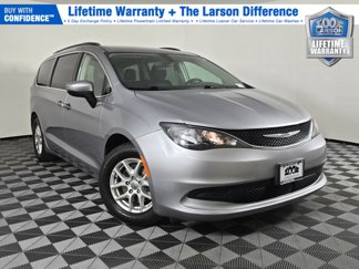 Used 2021 Chrysler Voyager Lxi image 1