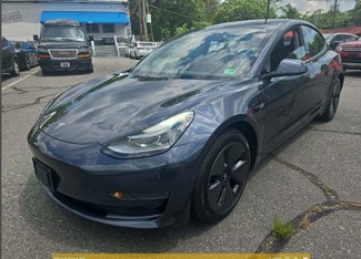 Used 2021 Tesla Model 3 Standard Range Plus image 1
