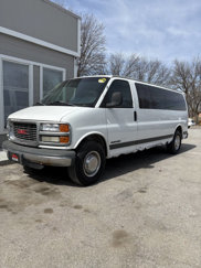Used 2000 GMC Savana 3500 Extended Passenger w/ SLE Marketing Option Pkg 4 image 1