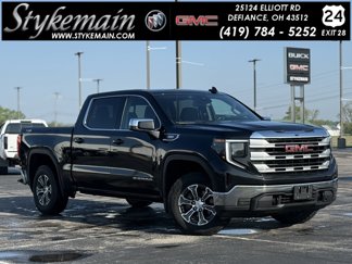 Used 2023 GMC Sierra 1500 SLE image 1
