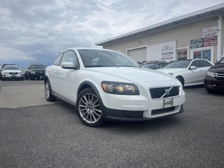 Used 2010 Volvo C30 T5 R-Design image 1