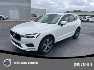 Used 2018 Volvo XC60 T6 Momentum w/ Vision Package image 1