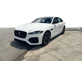 Used 2024 Jaguar XF R-Dynamic SE image 1