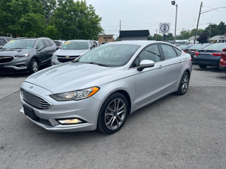 Used 2017 Ford Fusion SE w/ Equipment Group 201A image 1