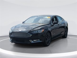 Used 2018 Ford Fusion SE w/ Equipment Group 601A image 1