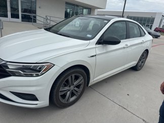 Used 2020 Volkswagen Jetta R-Line image 1