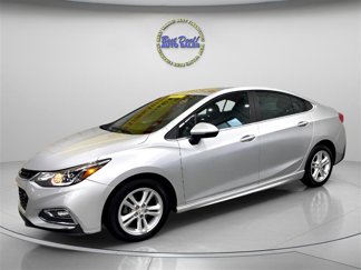 Used 2017 Chevrolet Cruze LT w/ Convenience Package image 1