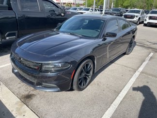 Used 2018 Dodge Charger SXT w/ Blacktop Package image 1