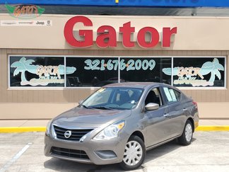 Used 2016 Nissan Versa SV image 1