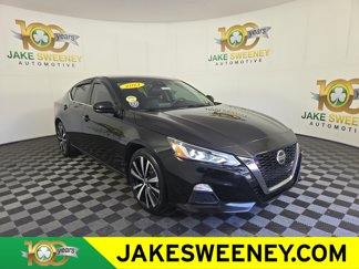 Used 2021 Nissan Altima 2.5 SR w/ SR Premium Package image 1