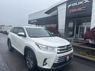 Used 2019 Toyota Highlander XLE image 1