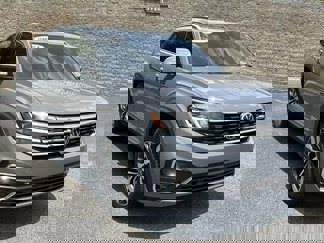 Used 2021 Volkswagen Atlas Cross Sport SEL Premium image 1