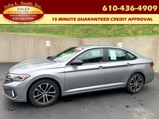 Used 2023 Volkswagen Jetta Sport image 1