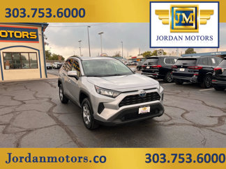 Used 2022 Toyota RAV4 LE image 1