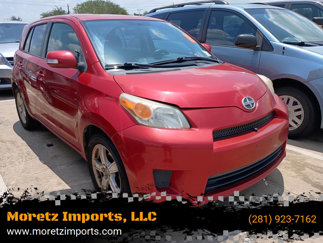 Used 2010 Scion xD image 1