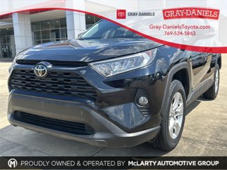 Used 2021 Toyota RAV4 XLE image 1