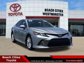 Used 2021 Toyota Camry LE image 1