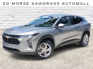 Certified 2025 Chevrolet Trax LS w/ LS Convenience Package image 1