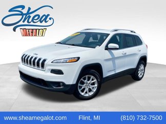 Used 2017 Jeep Cherokee Latitude w/ Cold Weather Group image 1