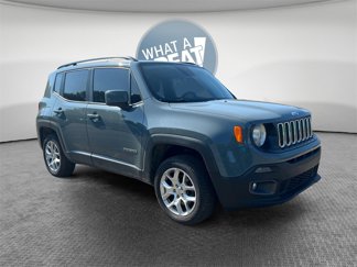 Used 2018 Jeep Renegade Latitude w/ Cold Weather Group image 1