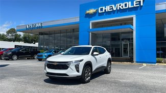 New 2025 Chevrolet Trax LT w/ Driver Confidence Package image 1