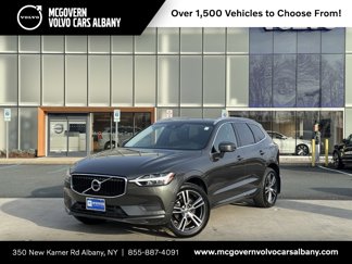 Used 2019 Volvo XC60 T5 Momentum w/ Multimedia Package image 1