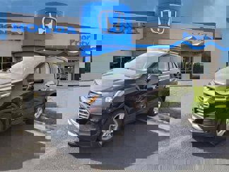 Used 2019 Chevrolet Trax LT w/ LT Convenience Package image 1