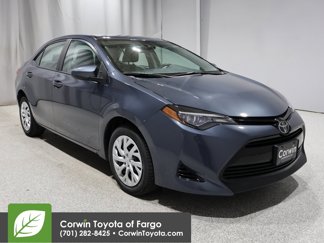 Used 2018 Toyota Corolla LE image 1