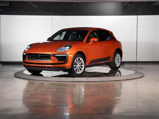 Certified 2024 Porsche Macan image 1