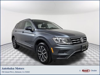 Used 2020 Volkswagen Tiguan SE image 1