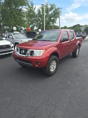 Used 2019 Nissan Frontier SV image 1