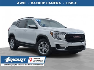 Certified 2022 GMC Terrain SLE w/ Driver Convenience Package image 1