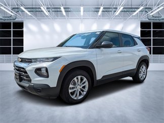 Used 2022 Chevrolet TrailBlazer LS image 1