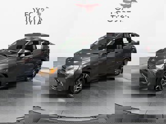 Used 2020 Toyota Yaris LE image 1