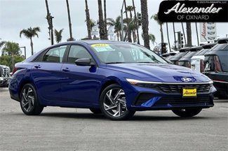 Certified 2025 Hyundai Elantra Sport w/ Cargo Package image 1