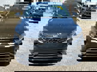 Used 2022 Kia Forte LXS image 1