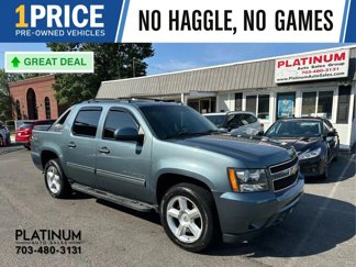 Used 2011 Chevrolet Avalanche LS image 1