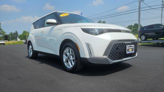 Used 2024 Kia Soul LX w/ LX Technology Package image 1