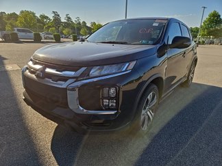 Used 2021 Mitsubishi Outlander Sport SE image 1