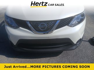 Used 2018 Nissan Rogue Sport SV image 1