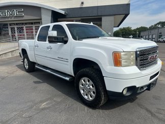Used 2011 GMC Sierra 2500 Denali image 1