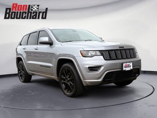 Used 2020 Jeep Grand Cherokee Altitude image 1