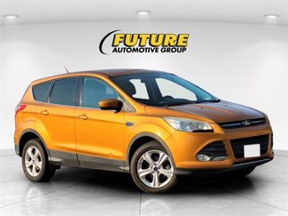 Used 2016 Ford Escape SE image 1