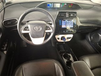 Used 2018 Toyota Prius Three video 2