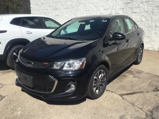 Used 2018 Chevrolet Sonic LT w/ Convenience Package image 1