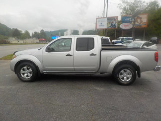 Used 2012 Nissan Frontier SV image 1