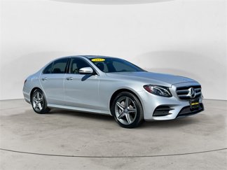 Used 2017 Mercedes-Benz E 300 4MATIC image 1